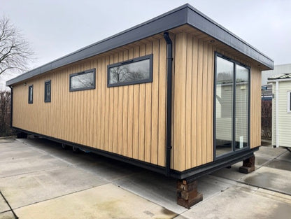 Wartungsfreies Chalet/Pflegeheim 12,00 x 4,00 Meter – 2 Schlafzimmer.