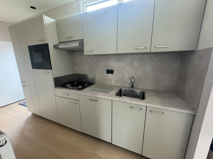 Onderhoudsarm chalet/mantelzorgwoning 12.60 x 4.30 nieuw!